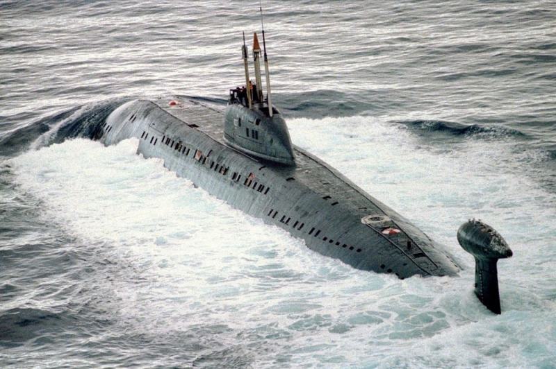 Tàu ngầm lớp Victor III - Nga