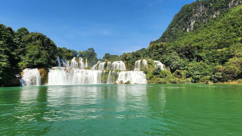 Bản Giốc được mệnh danh là thác nước đẹp nhất Việt Nam