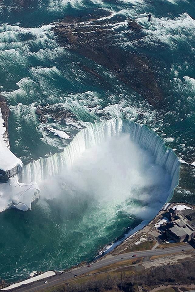 Thác nước Niagara - thác nước nổi tiếng nhất thế giới