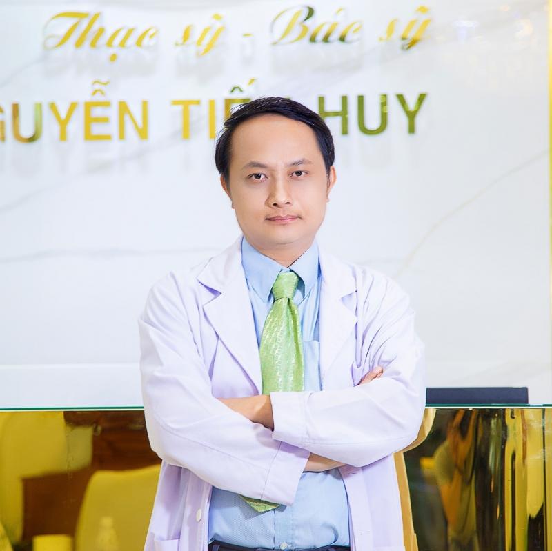 Bác sĩ Nguyễn Tiến Huy