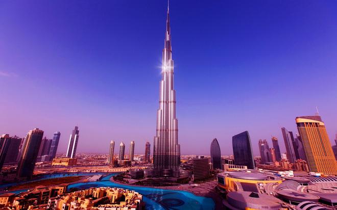 Tham quan tòa tháp cao nhất thế giới