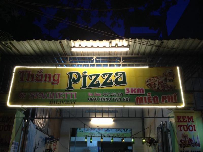 Thắng Pizza