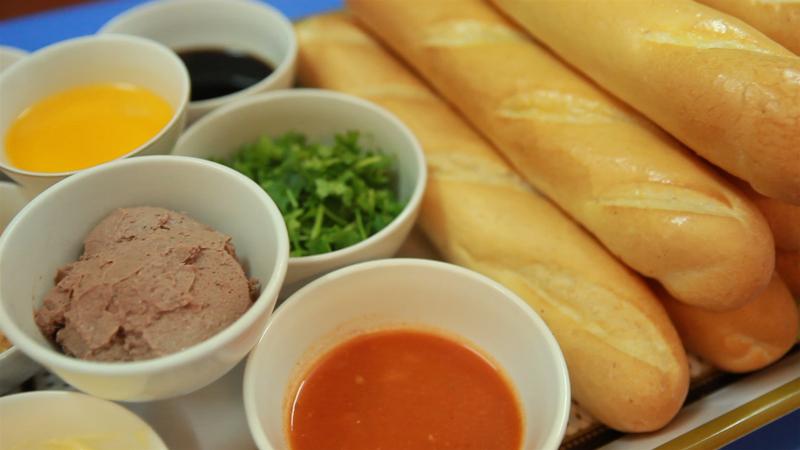 Thanh Sơn - Bánh Mì & Bánh Mì Que