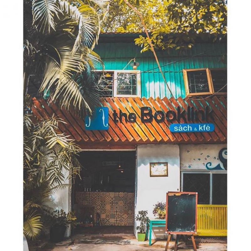 The Booklink Café