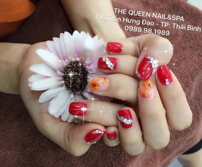 THE QUEEN Nail&Spa