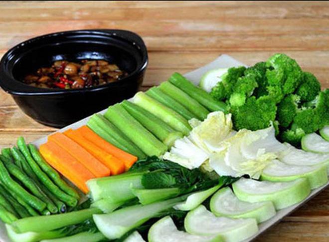 Thêm nhiều rau củ vào bữa ăn giúp giảm cân