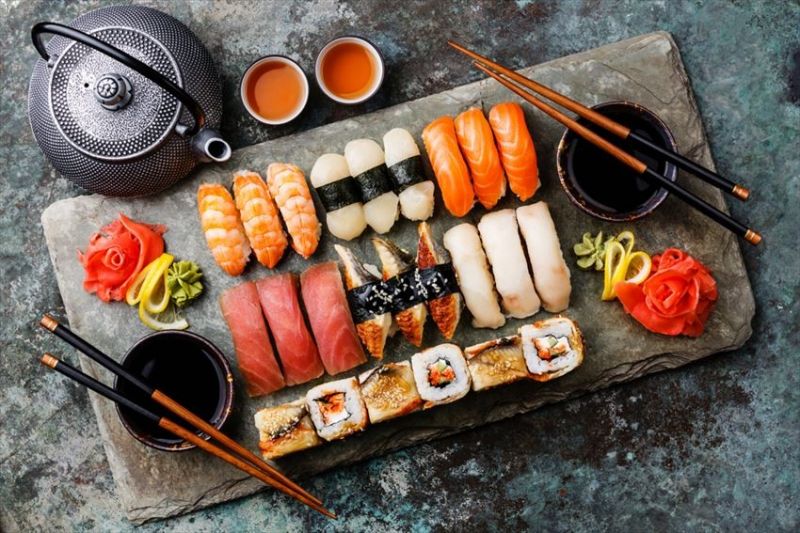 Sushi là món ăn Nhật Bản nổi tiếng mà bất kỳ ai cũng biết