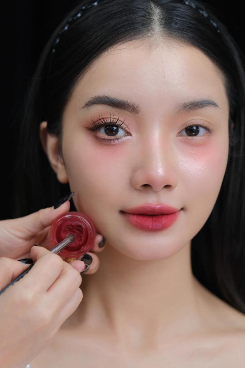 Thiên Trang makeup