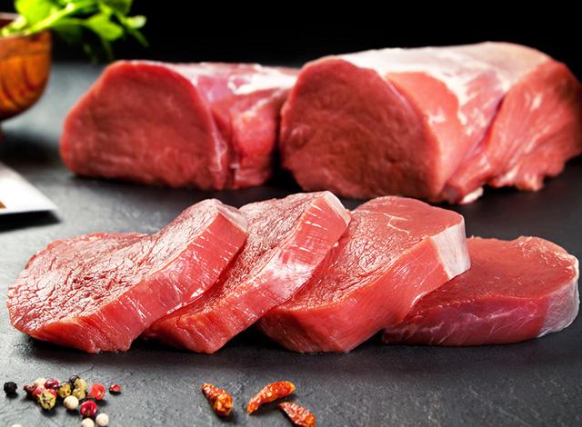 Nếu cần ăn thịt đỏ để bổ sung chất sắt, tốt những bạn nên tránh tiêu thụ loại thực phẩm này trong những ngày hành kinh