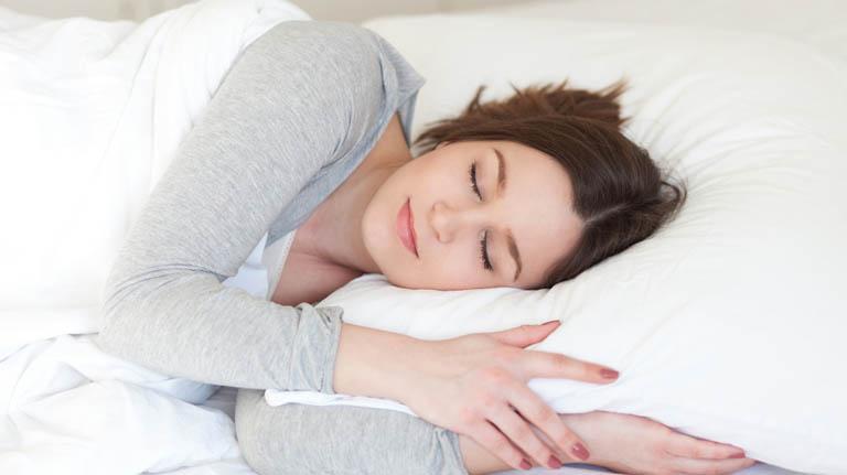 Một giấc ngủ ngon giúp bạn thư thái và tích cực hơn.