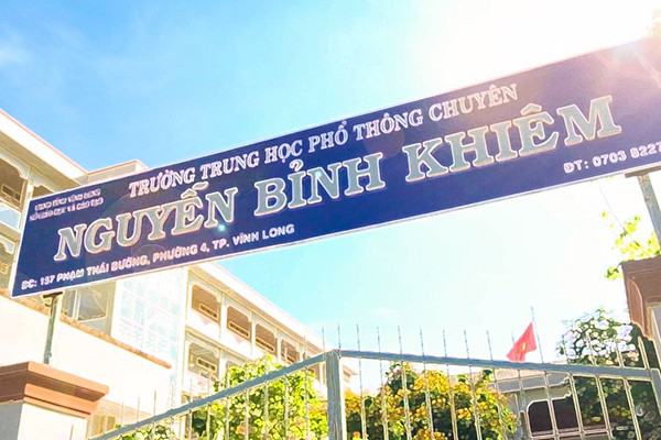 THPT Chuyên Nguyễn Bỉnh Khiêm - Vĩnh Long