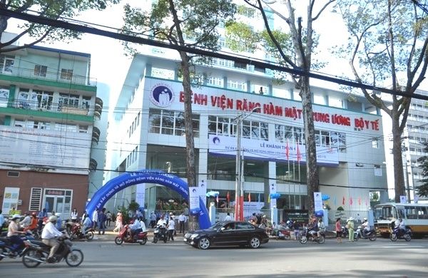 Bệnh viện Răng Hàm Mặt Trung ương TP.HCM nơi bác sĩ Tấn Hưng đang công tác