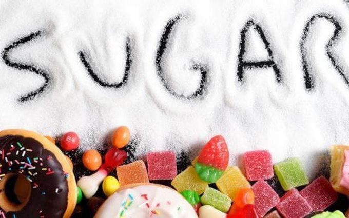 Người bệnh gout không nên ăn thực phẩm chứa nhiều đường