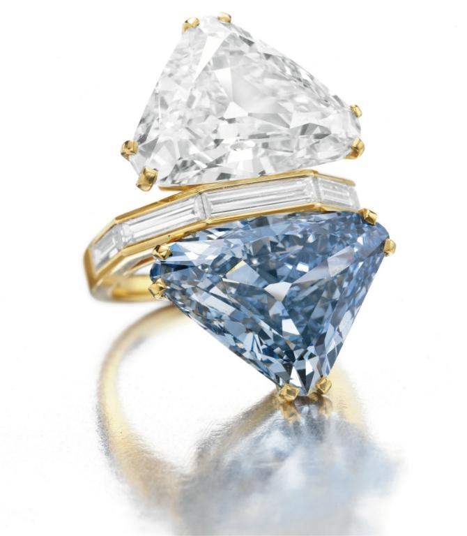 Chiếc nhẫn Bulgari Blue có giá lên tới 15,7 triệu USD