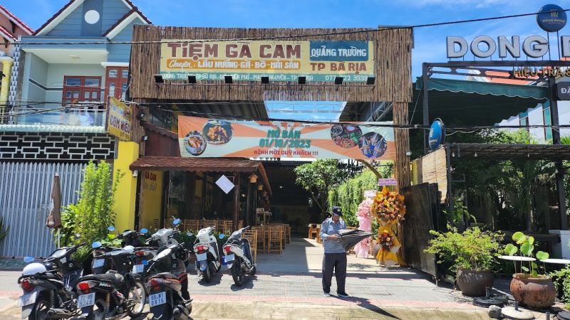 Tiệm Gà Cam