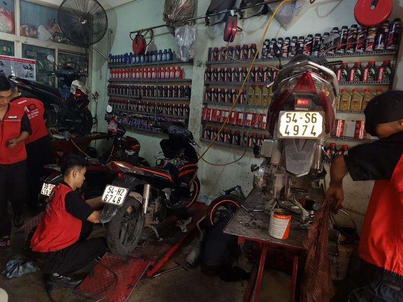 Tiệm sửa xe máy Minh Đông