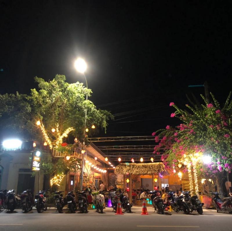 Tiệm Trà Chanh 1999 Phố Huyện
