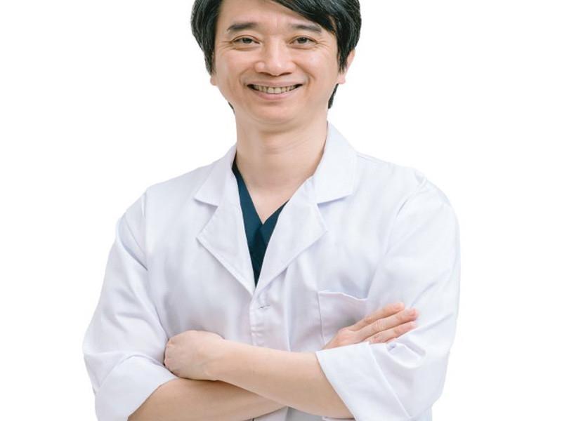 Bác sĩ Nguyễn Khánh Long