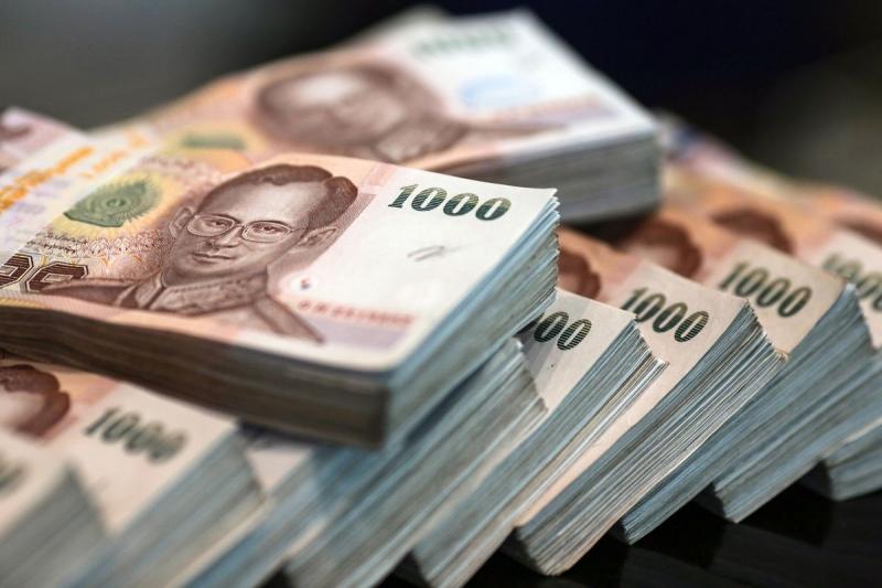 Ở Thái Lan thì người ta sử dụng đơn vị tiền tệ Baht
