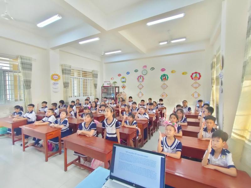 Tiểu học Thiên Hộ Dương Tiền Giang