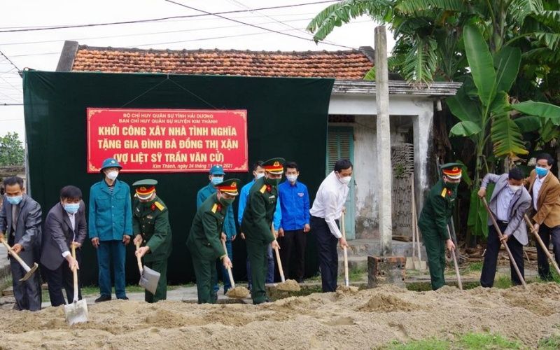 Khởi công xây dựng nhà tình nghĩa ở huyện Kim Thành (Ảnh: Báo Nhân dân)