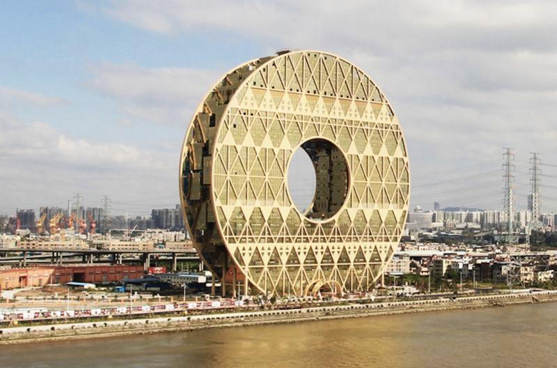 Là tòa nhà hình tròn lớn nhất thế giới hiện nay.