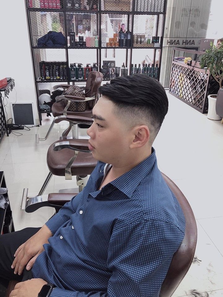 Giá cả Cắt tóc nam 30k Hà Nội tại các tiệm tóc giá rẻ ở Hà Nội
