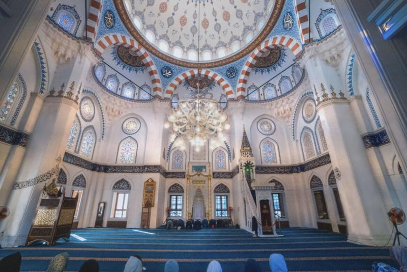 Nhà thờ Hồi giáo Tokyo Camii - Nhật Bản