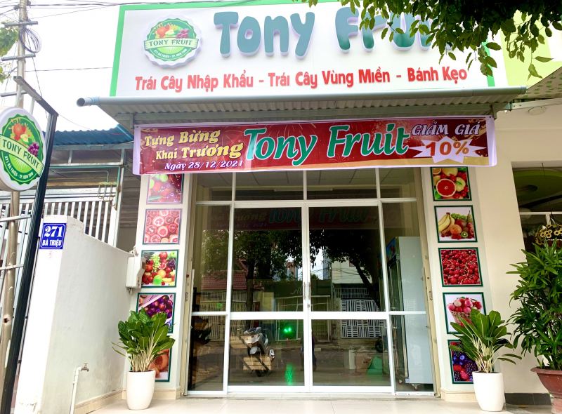 Tony Fruit Store
