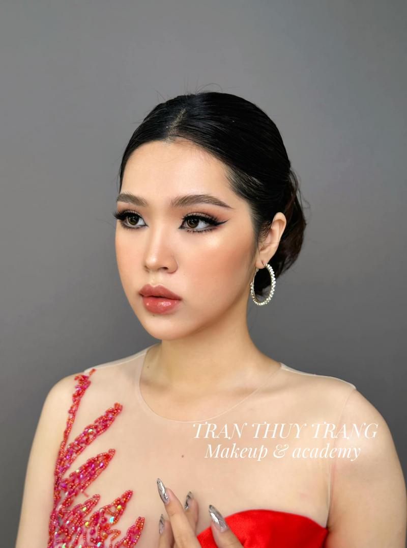 Trang Makeup & Academy (ĐÌNH PHONG Studio)