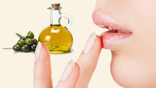 Trị thâm môi bằng dầu Oliu