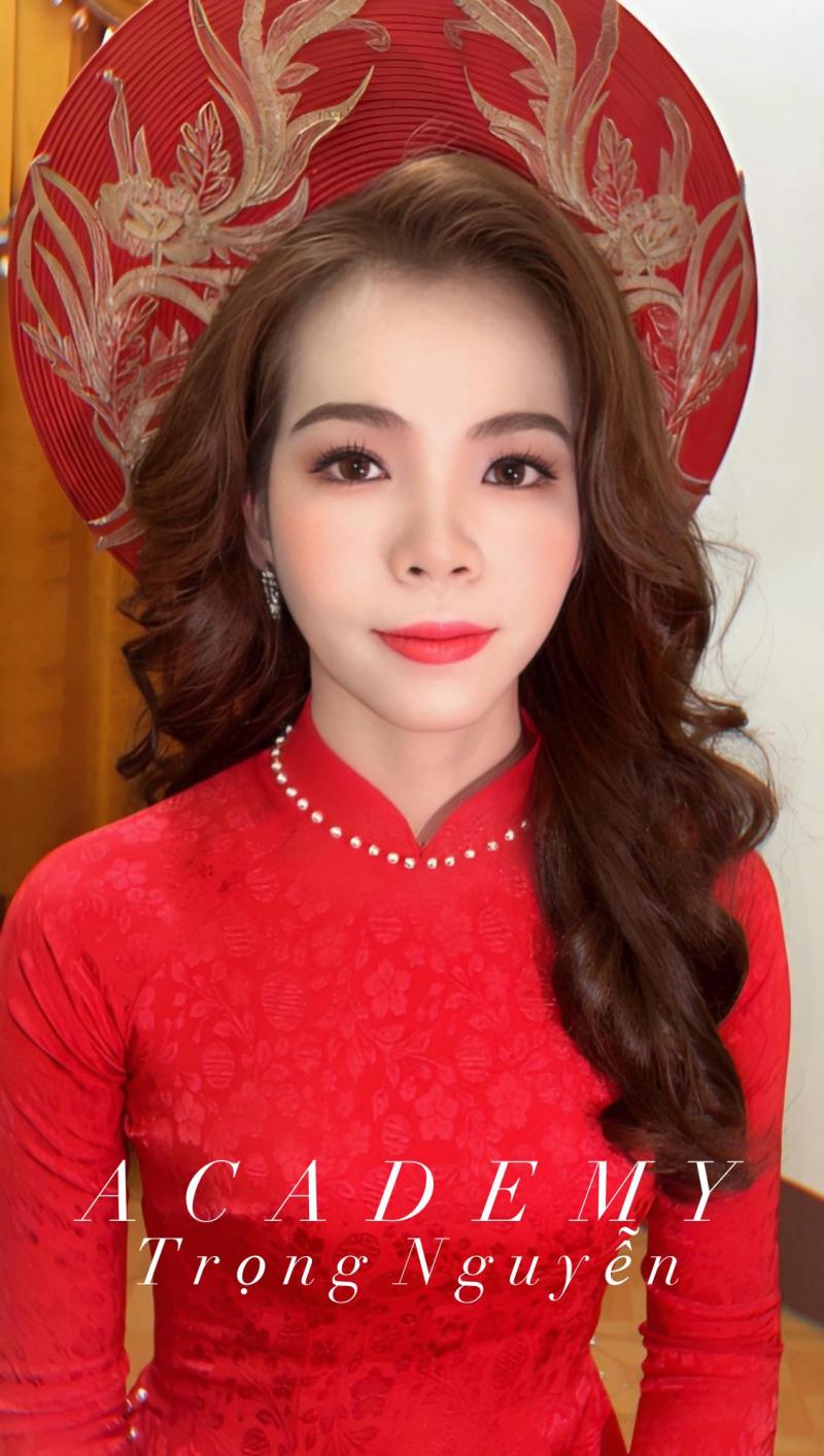 Trọng Nguyễn Makeup and Design