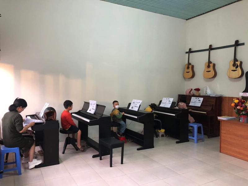 Trung tâm âm nhạc Family music Đà Lạt