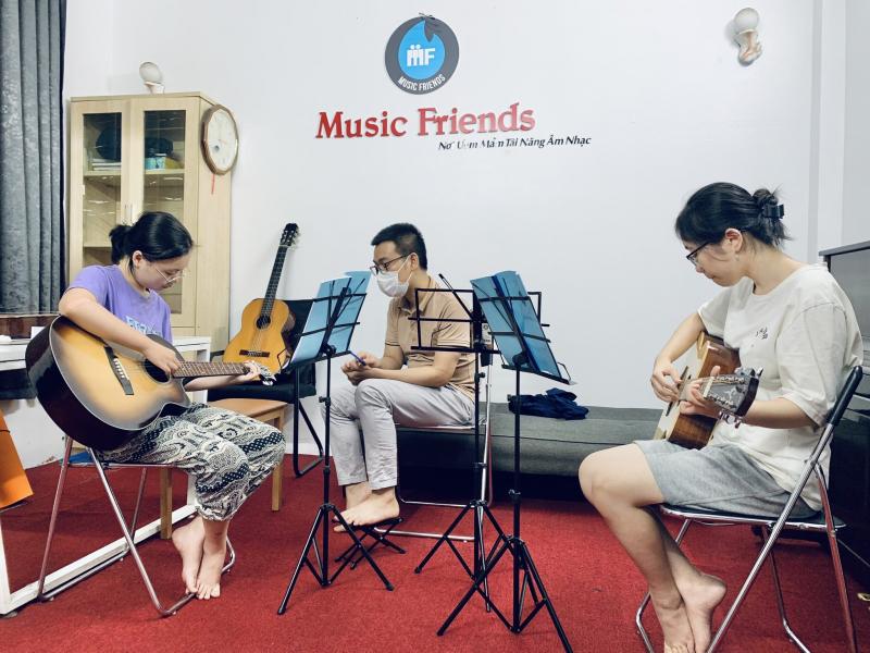 Trung tâm âm nhạc Music Friends