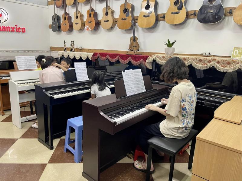 Trung tâm âm nhạc Phanxico - Vườn ươm cho những tài năng trẻ.