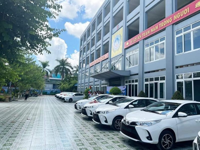 Trung tâm đào tạo lái xe - Trường Cao đẳng Việt Anh