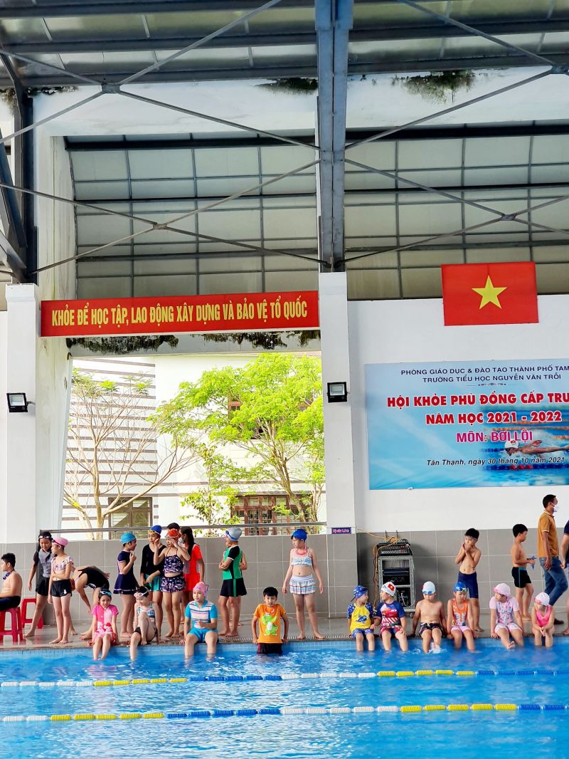 Trung Tâm Dạy Bơi Thuận Lý