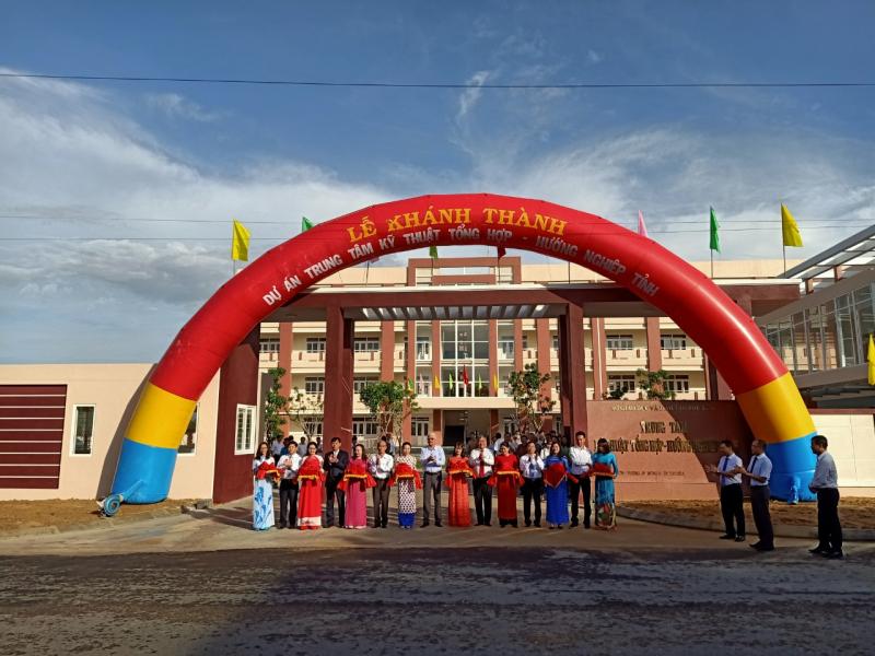 Trung tâm Giáo dục Nghề nghiệp - Hướng nghiệp Tỉnh Phú Yên