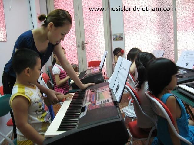 Trung tâm Musicland -  trung tâm dạy đàn Organ chất lượng tại Hà Nội