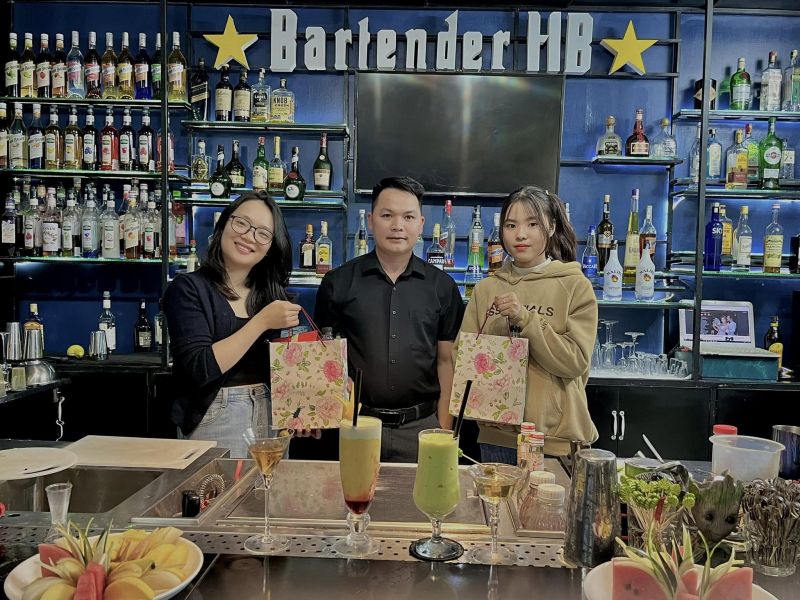 Trung tâm Pha chế Bartender HB Hà Nội