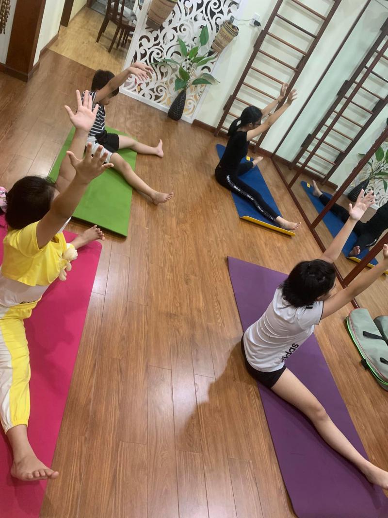 Trung tâm Yoga Ánh Bình Minh