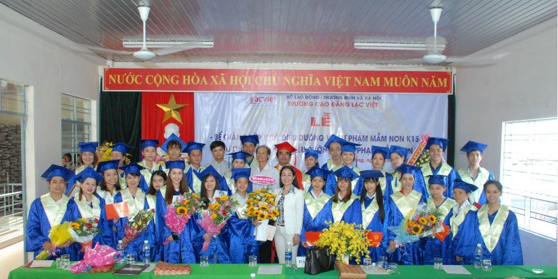 Trường Cao đẳng Lạc Việt