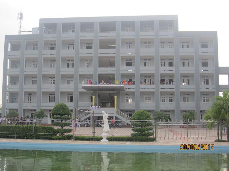 Trường Cao đẳng Việt - Anh