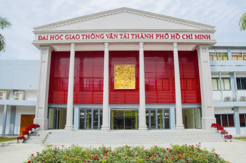Đồng phục Trường Đại học Giao Thông Vận Tải Thành phố Hồ Chí Minh