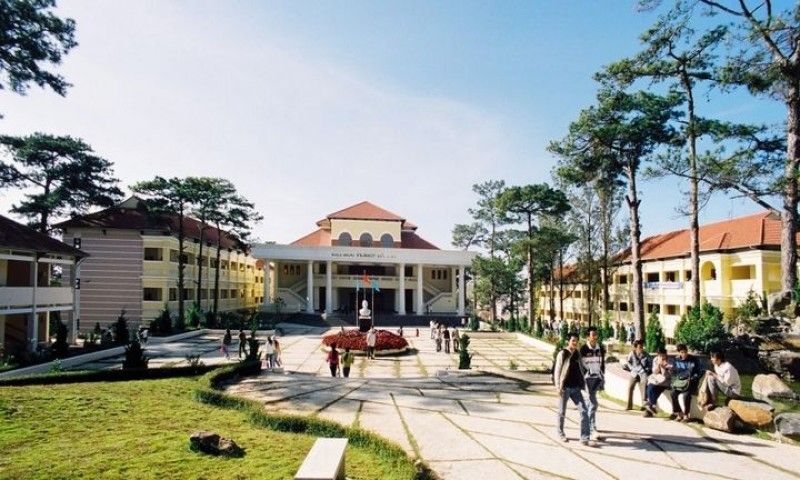 Trường Đại học Yersin