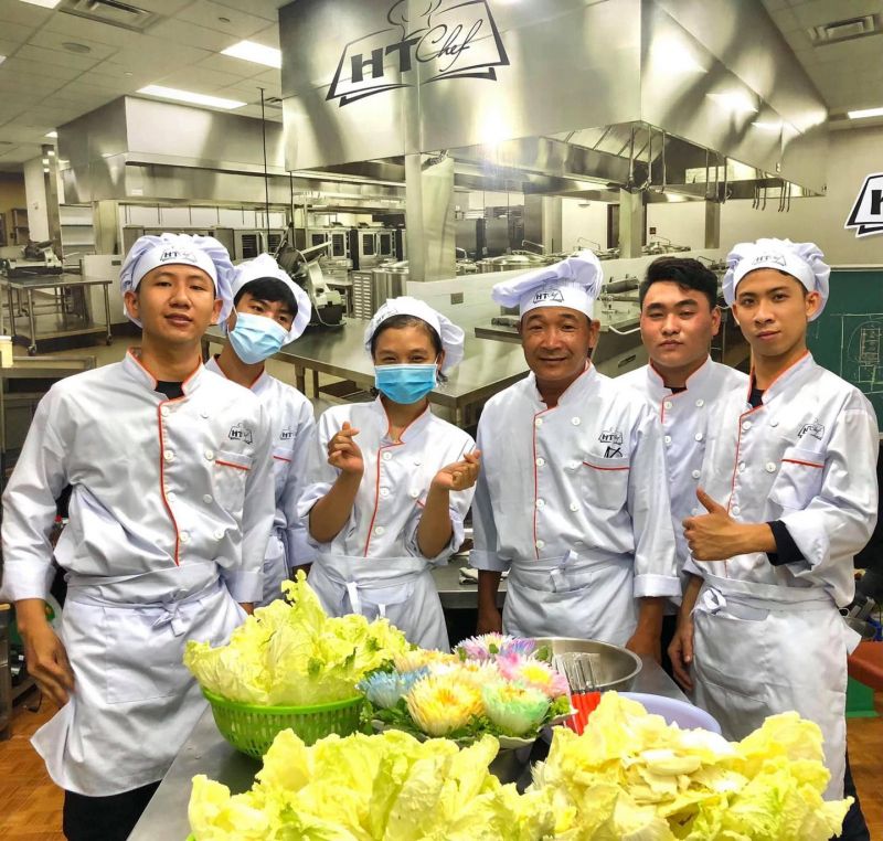Trường dạy ấm thực - đào tạo nghề bếp HT Chef Nha Trang