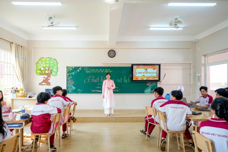 Trường Hoàng Việt