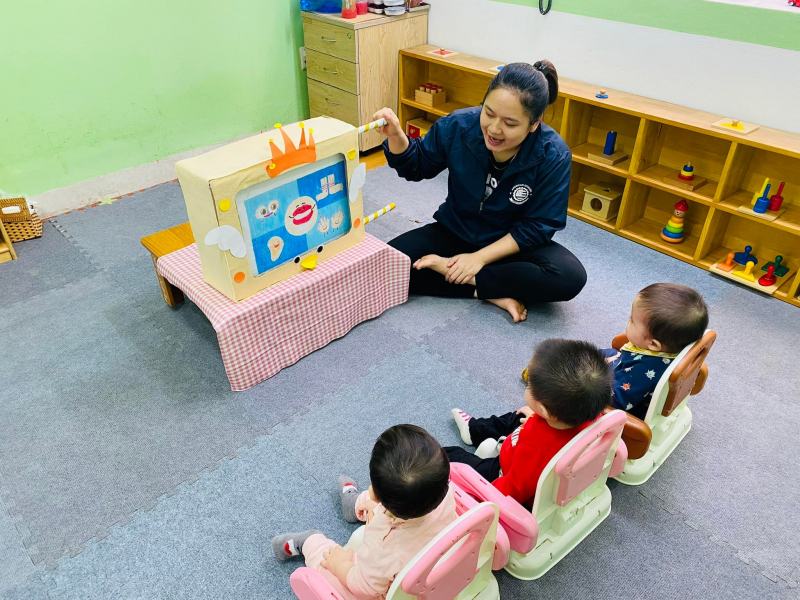 Trường mầm non song ngữ Việt Mỹ Montessori