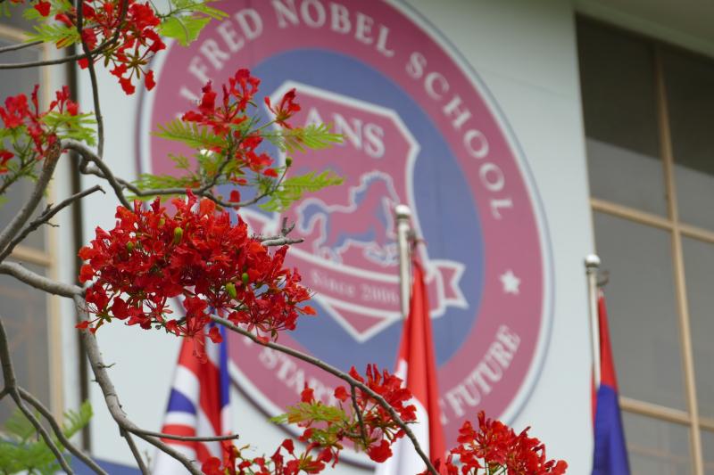 Trường phổ thông liên cấp Alfred Nobel