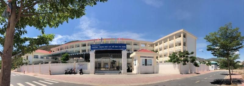 Trường THCS Bùi Thị Xuân